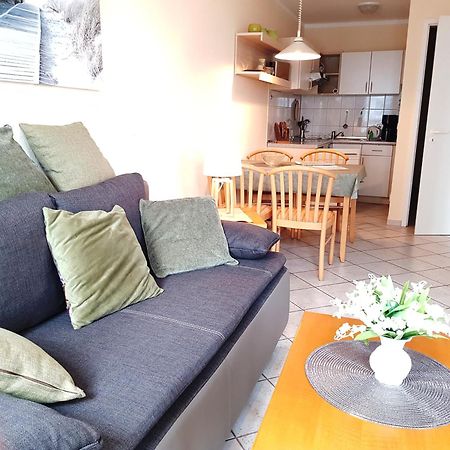 2 Raum Wohnung Morgensonne Mit Balkon Sellin  Extérieur photo