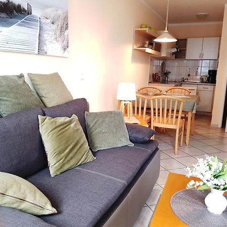 2 Raum Wohnung Morgensonne Mit Balkon Sellin  Extérieur photo