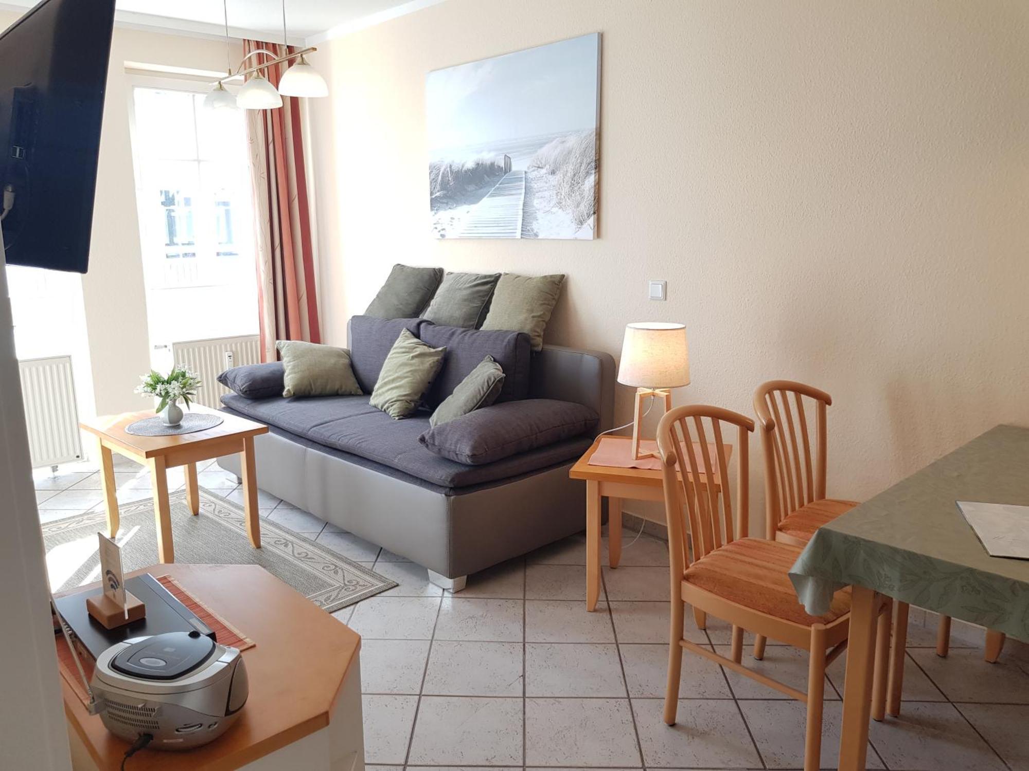 2 Raum Wohnung Morgensonne Mit Balkon Sellin  Extérieur photo